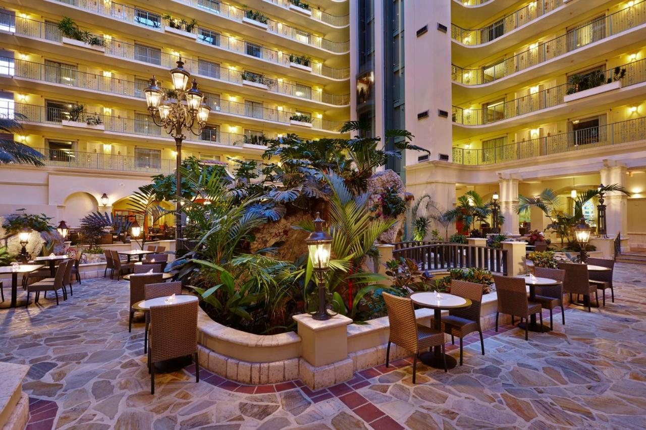 Embassy Suites By Hilton Fort Lauderdale 17Th Street Buitenkant foto